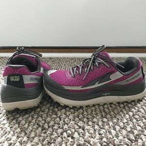 Altra Trail Sneakers